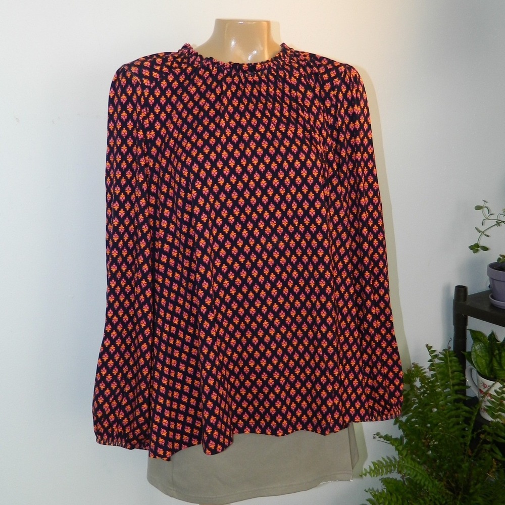 Lane Bryant Blouse Women 18/20 Navy Pink Geometric Ruffle Neck Long Sleeve Top